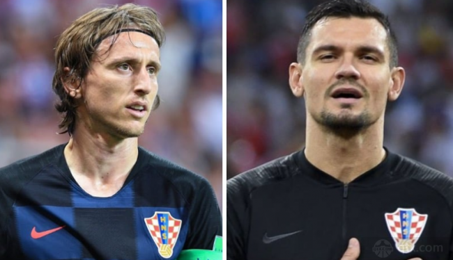 两位曾经效 两位曾经效