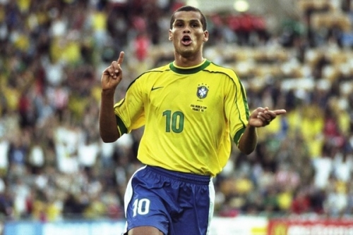 所采用的技 所采用的技