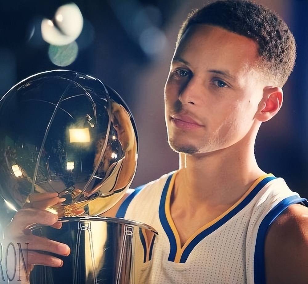 由于日本组 由于日本组